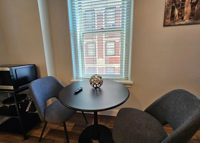 Cozy At The Inman - 214 *